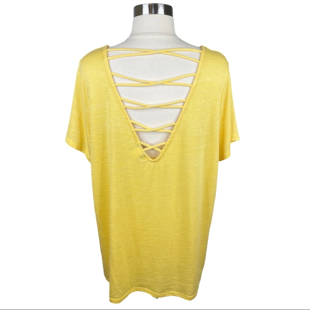 Torrid Golden Yellow Cut-Out Knit Top - Size 1 (14/16)